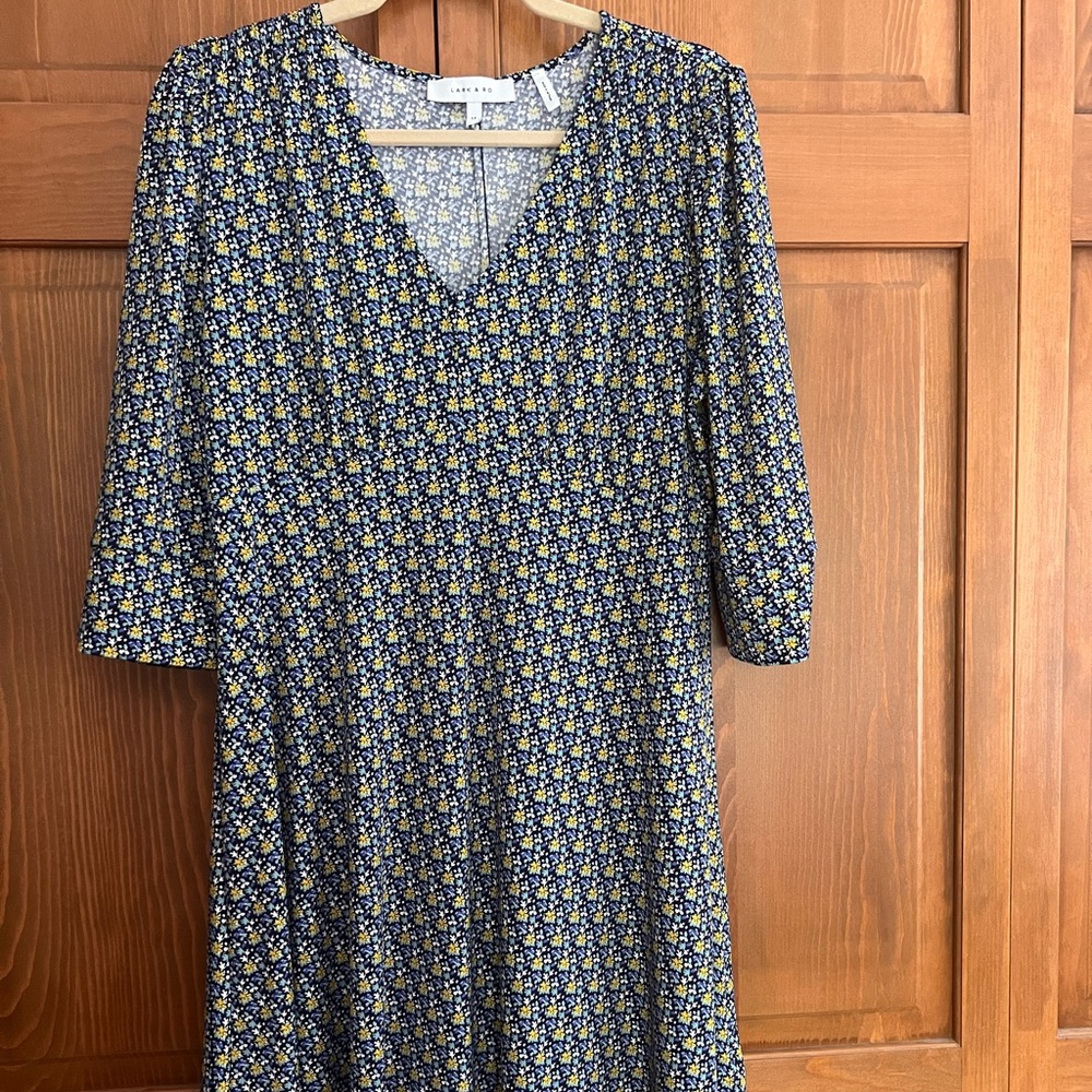Lark & Ro Blue and White Midi Dress with V-Neck and Bishop Sleeves